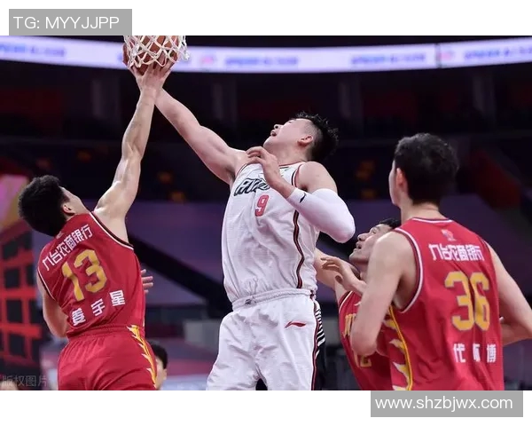 深圳篮球队与南京篮球队赛后复盘团队协作表现分析与启示